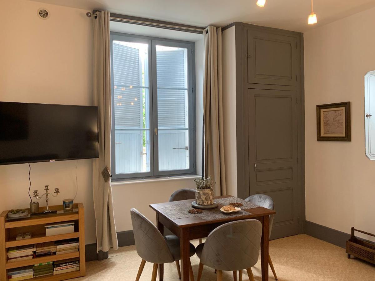 La Cour Pavee, T2 Lumineux, Cosy, Confort 55 M2 Saint-Léonard-de-Noblat Eksteriør billede